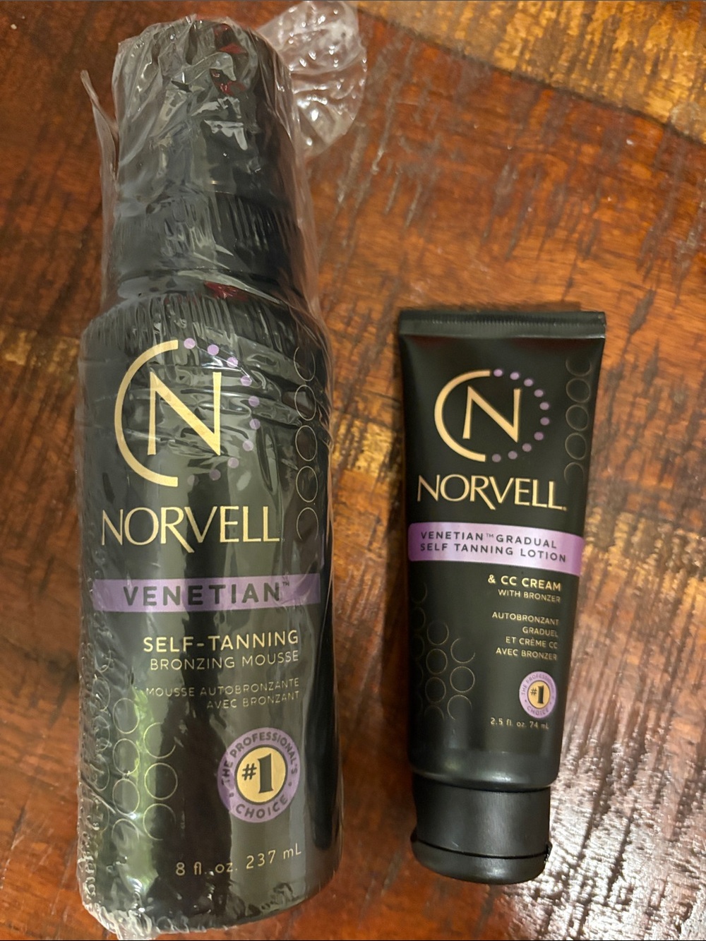 Norvell Venetian Self-Tanning Bronzing Mouse and Gradual Self-Tanning Lotion